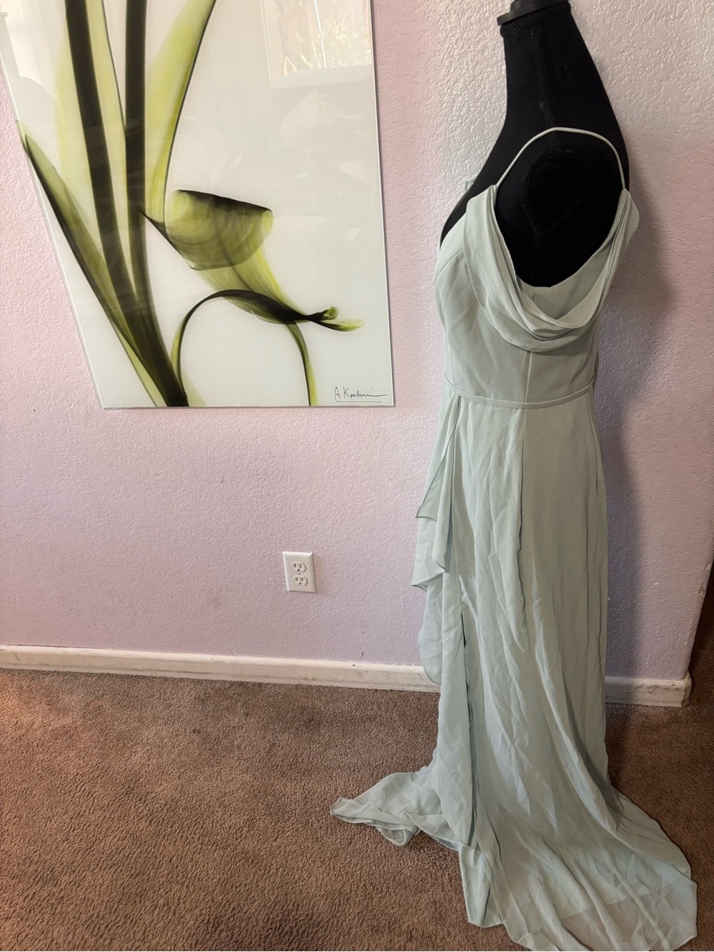 Dress size 8 - Picture 2 of 4